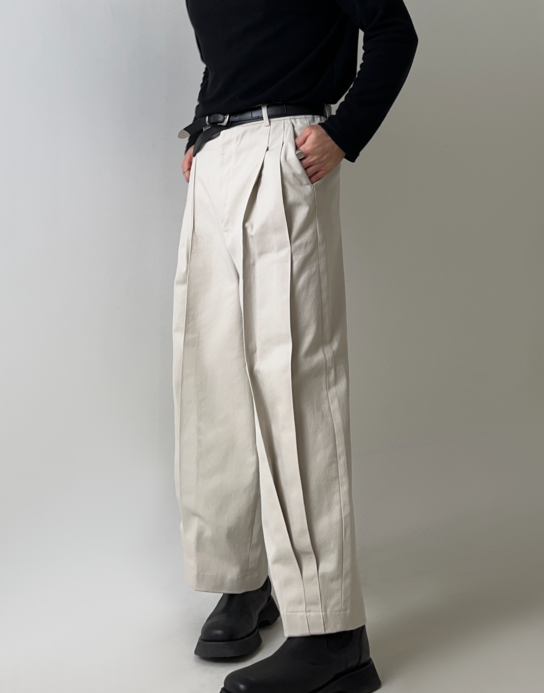Wide Leg White Pleated Dress Pants COTTON PLEATED WIDE PANTS