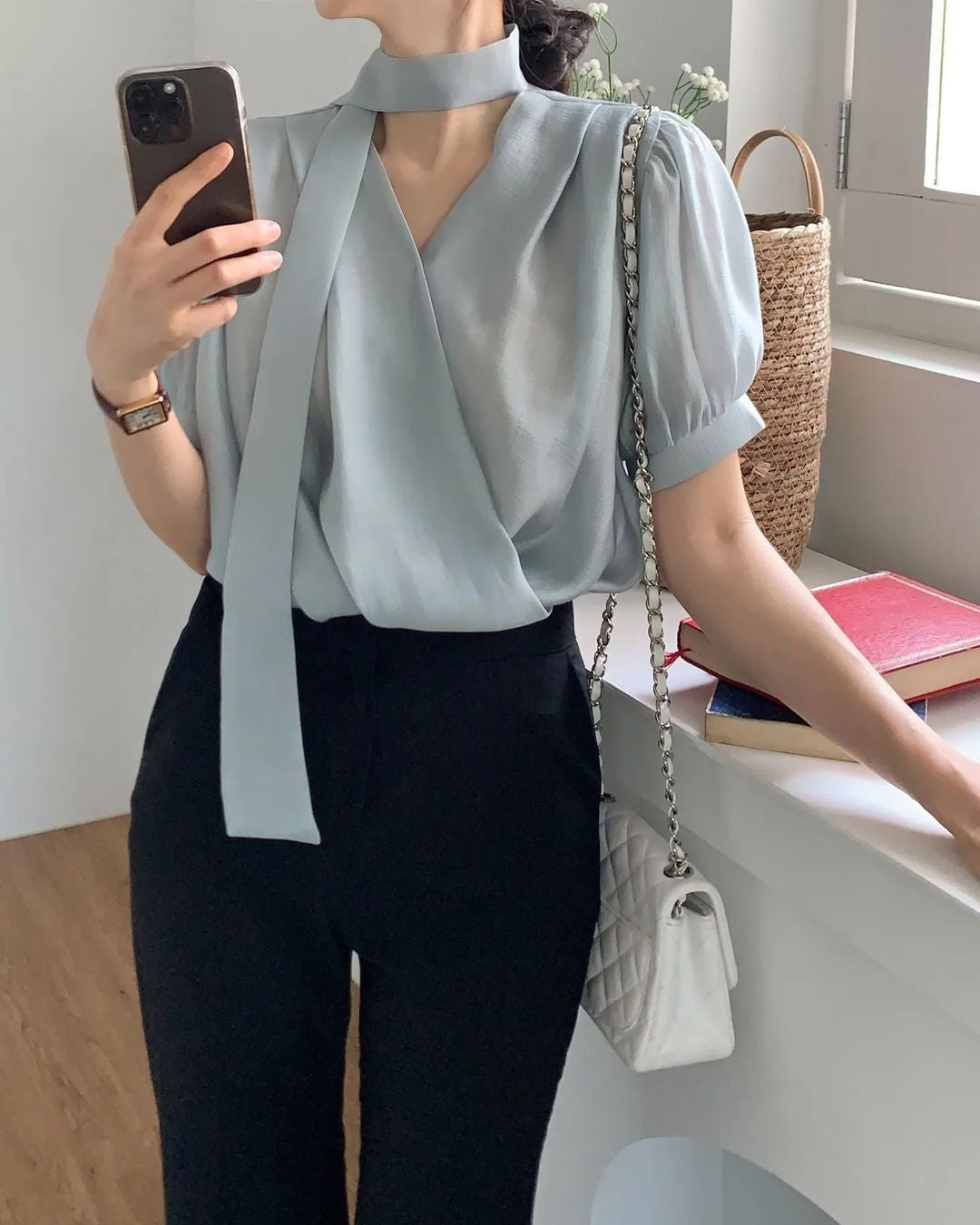 [PRE-ORDER] MARGARET ELEGANT TIE BLOUSE