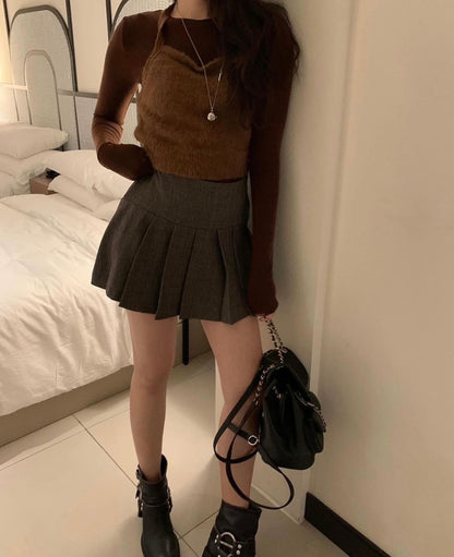 [PRE-ORDER] STYLISH FALL MINI PLEATED SKIRT WITH BUILT-IN SHORTS