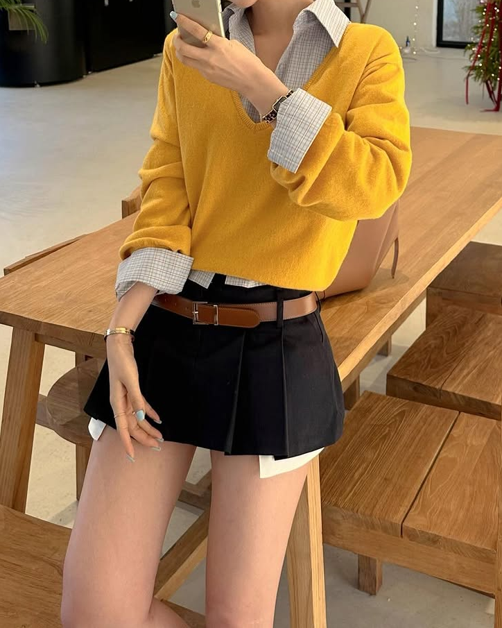 [PRE-ORDER]  LOW-RISE COTTON CONTRAST SKORT
