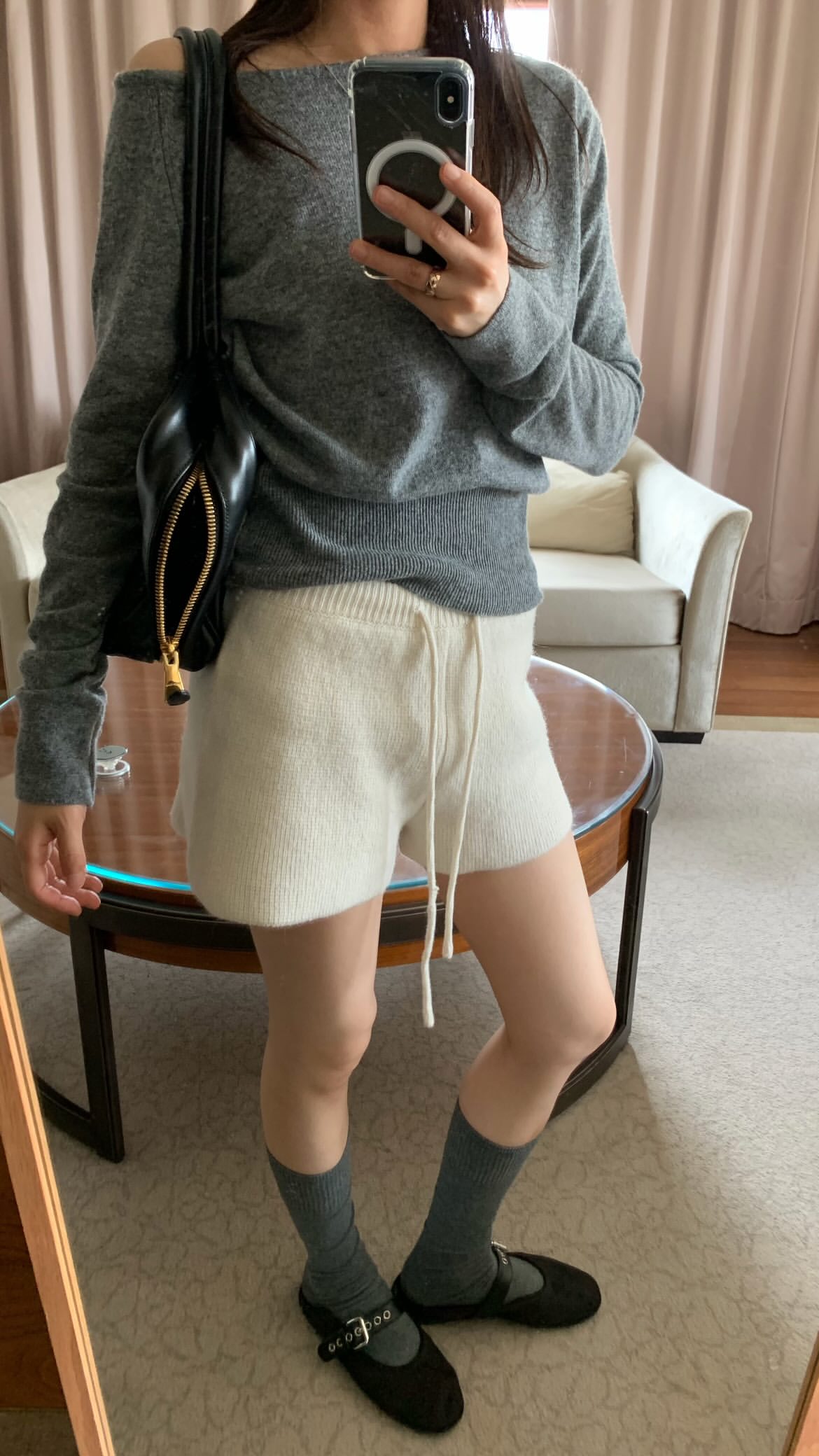 [PRE-ORDER]  SOFT WOOL KNIT MINI SHORTS