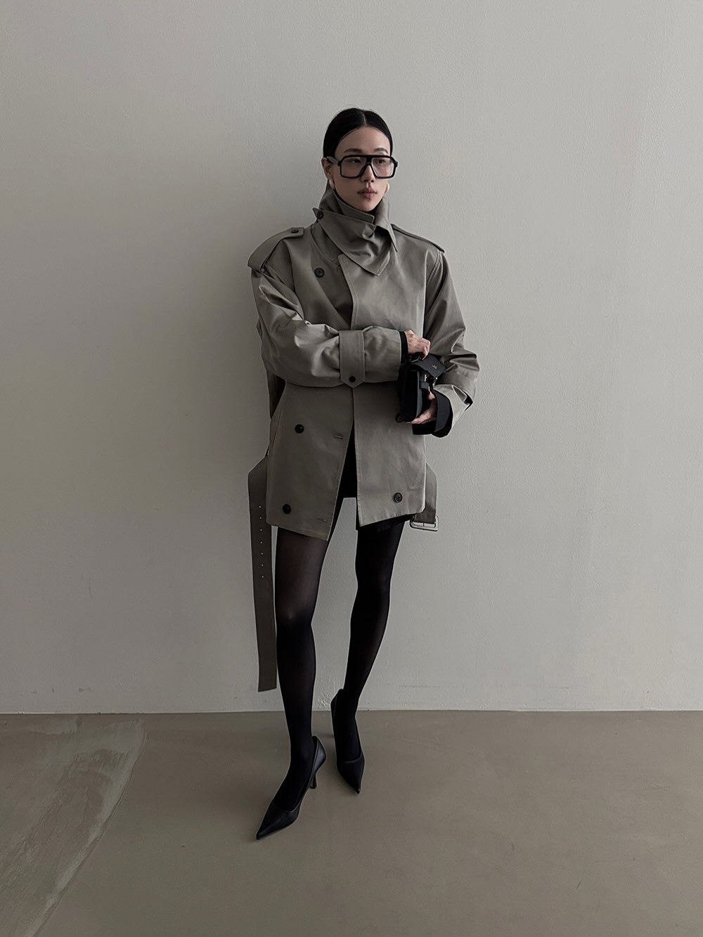 [PRE-ORDER] POWER SHOULDER HALF TRENCH