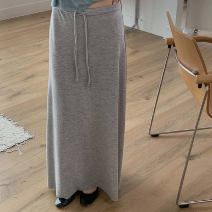 [PRE-ORDER]  PEPPER SEASONAL MIDI SKIRT
