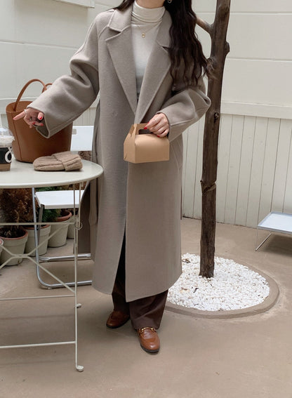[PRE-ORDER] LUMIÈRE HANDMADE WOOL COAT