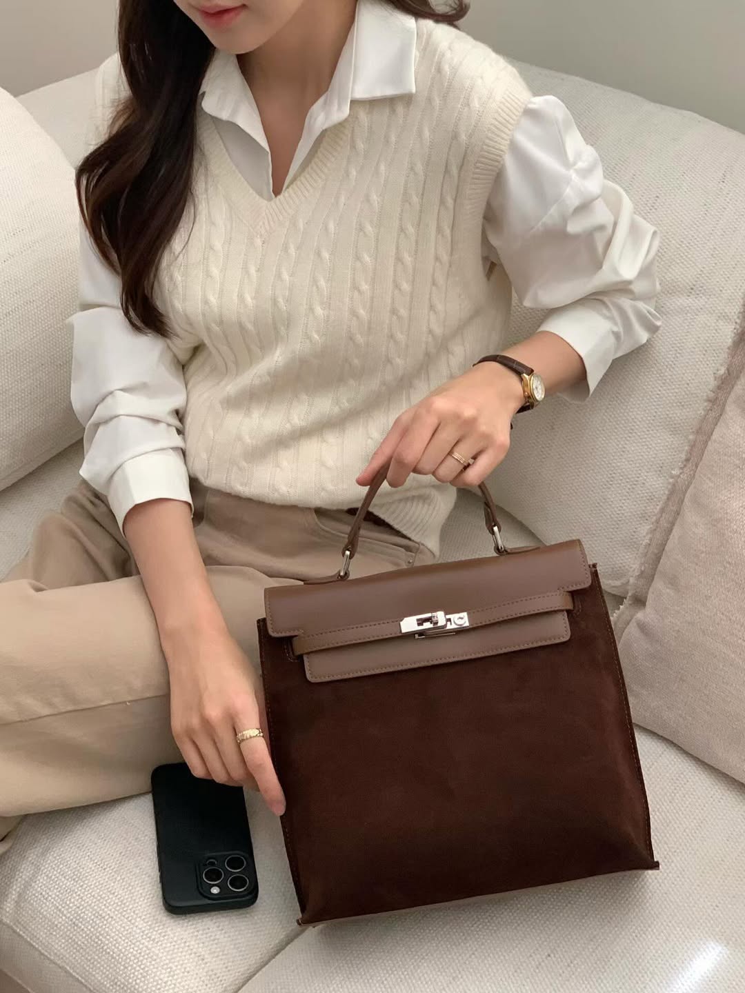 [PRE-ORDER]  REMAKE CLASSIC SUEDE SHOULDER BAG