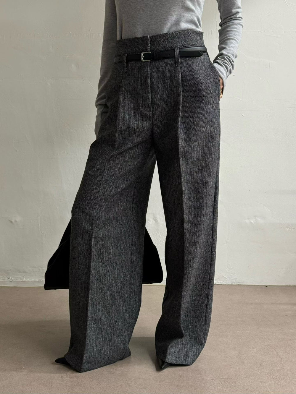 [PRE-ORDER]  CLASSIC HERRINGBONE WIDE-LEG PANTS
