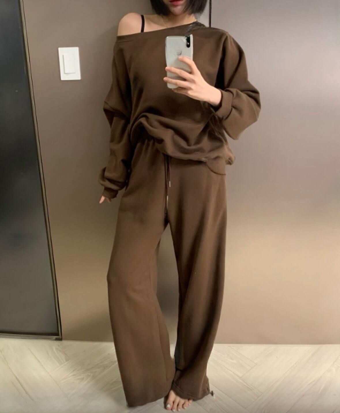 [PRE-ORDER]  URBAN OFF-SHOULDER SET