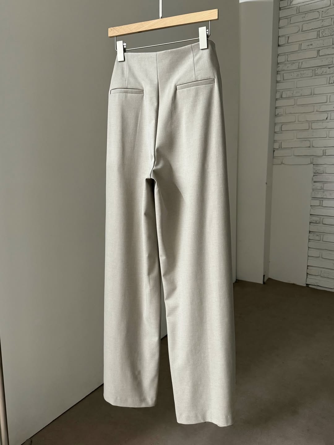 [PRE-ORDER] SIGNATURE BELTED DRAPE TROUSERS
