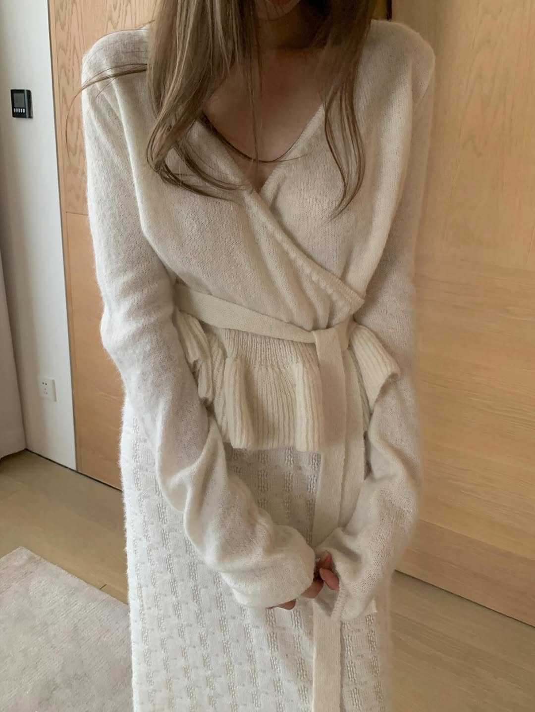 [PRE-ORDER]  SOFT HUG FRILL CARDIGAN