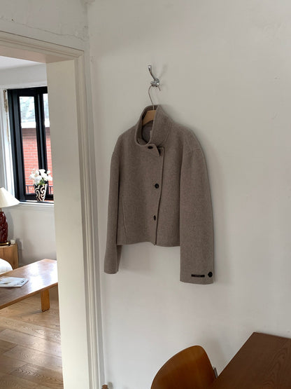 [PRE-ORDER] THE SCULPTED FUNNEL WOOL JACKET