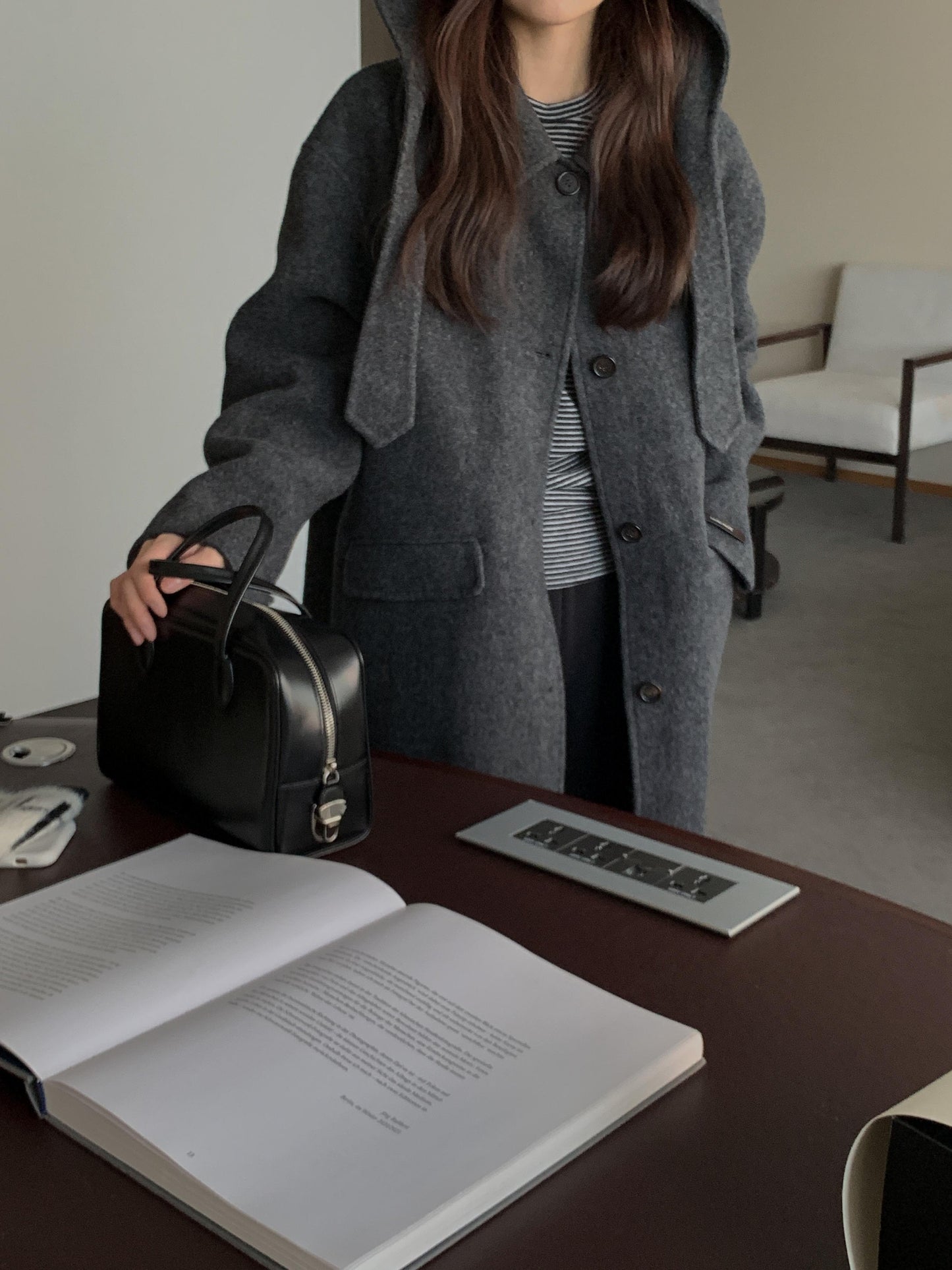 [PRE-ORDER] ÉTOILE HANDMADE WOOL COAT WITH DETACHABLE HOOD
