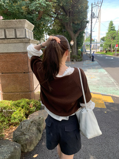 [PRE-ORDER] WOOD V-NECK KNIT & DOVE FRILL BLOUSE SET