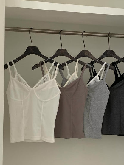 [PRE-ORDER] MOODY LACE LAYERED CAMISOLE TOP