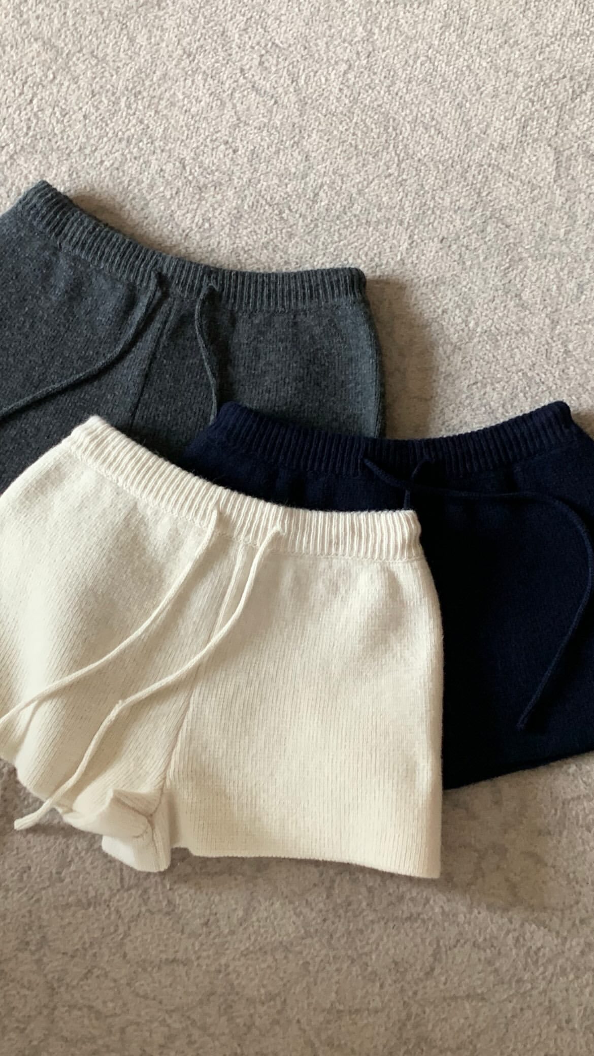 [PRE-ORDER]  SOFT WOOL KNIT MINI SHORTS