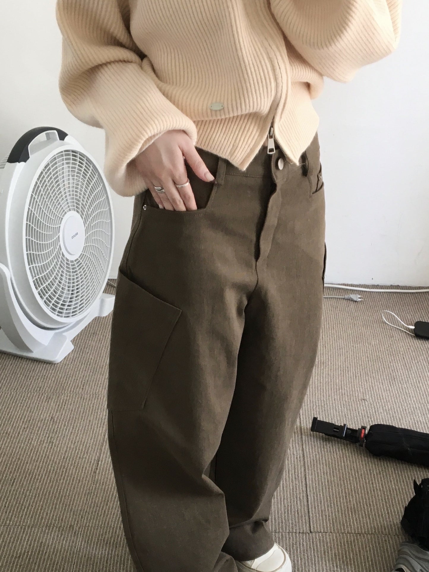 [PRE-ORDER]  ESSENTIAL BALLOON VOLUME PANTS