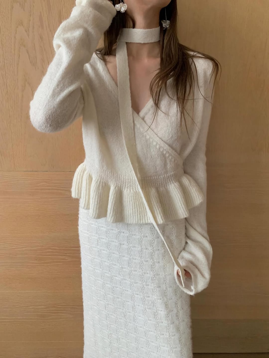 [PRE-ORDER]  SOFT HUG FRILL CARDIGAN