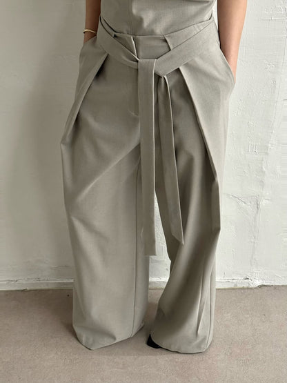 [PRE-ORDER] SIGNATURE BELTED DRAPE TROUSERS