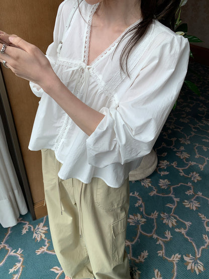 [PRE-ORDER] BELL LACE VINTAGE BLOUSE