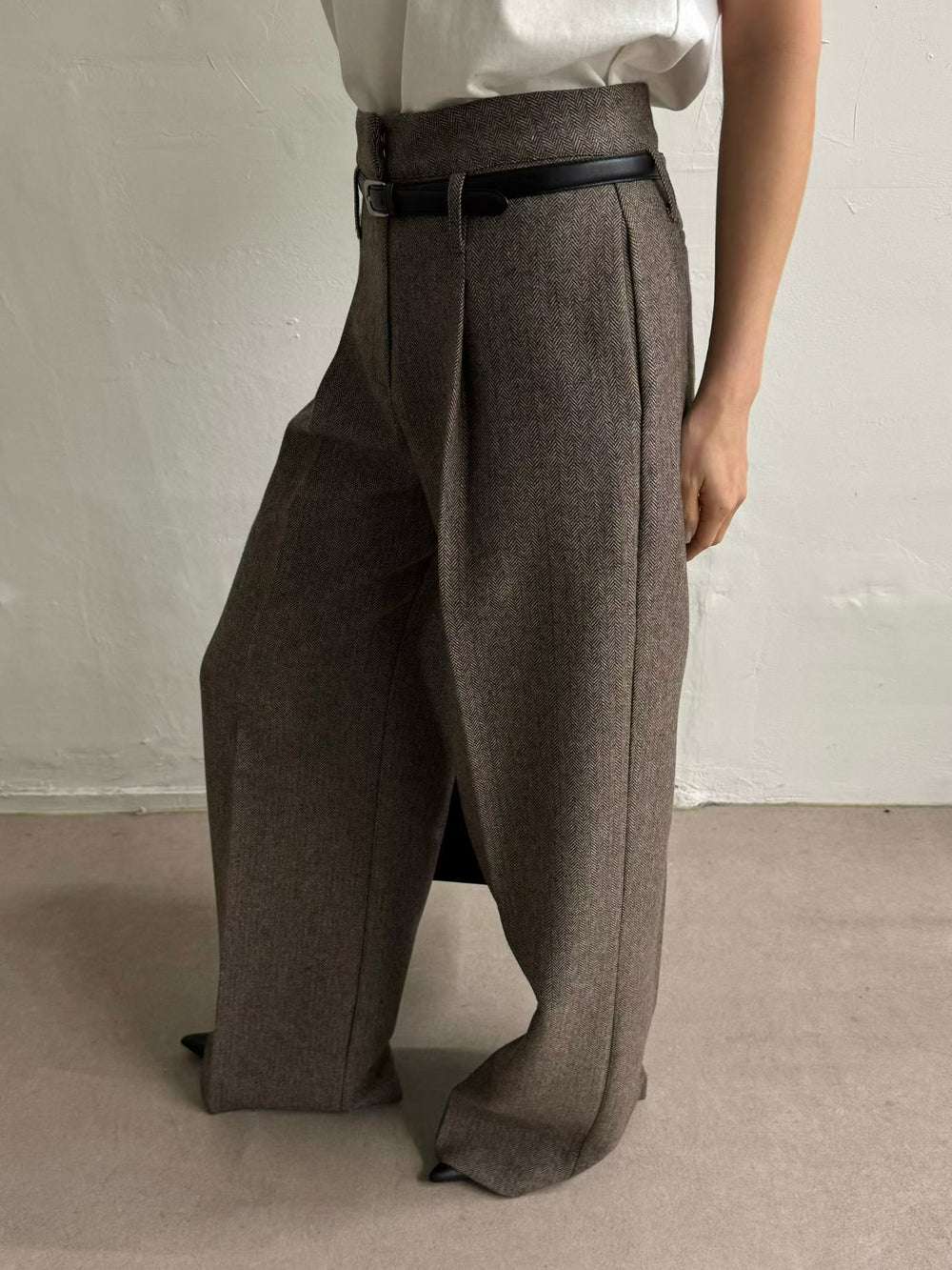 [PRE-ORDER]  CLASSIC HERRINGBONE WIDE-LEG PANTS