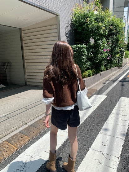 [PRE-ORDER] WOOD V-NECK KNIT & DOVE FRILL BLOUSE SET