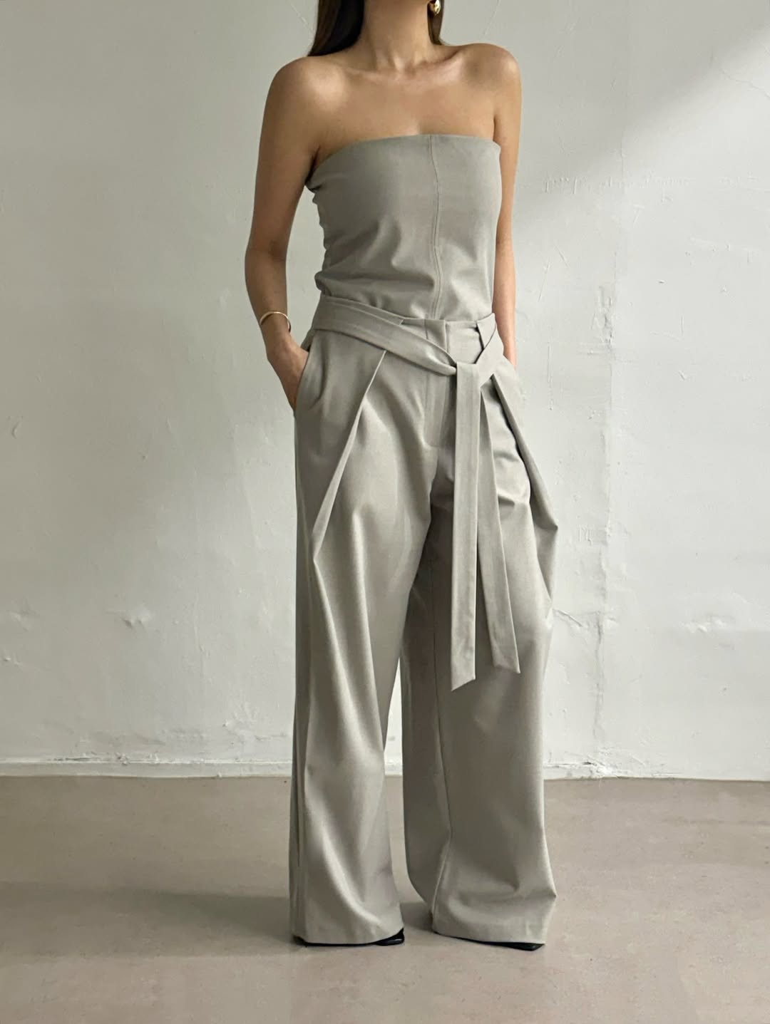 [PRE-ORDER] SIGNATURE BELTED DRAPE TROUSERS